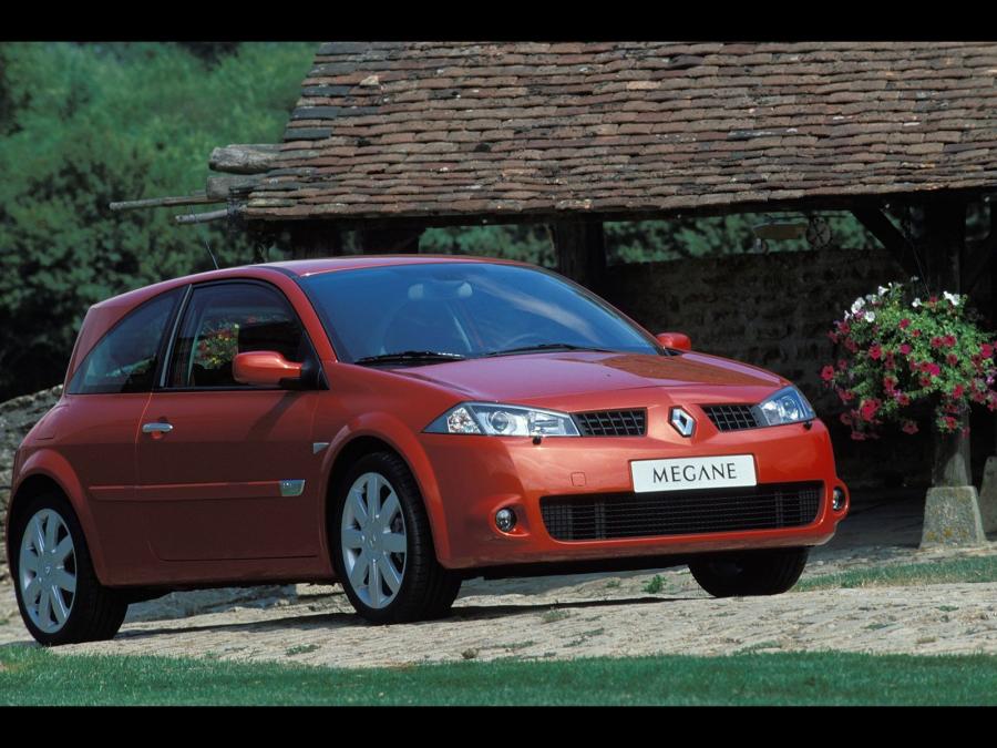  Renault Megane RS 2004 года  (фото 29 из 34)